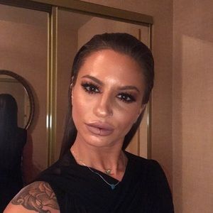 Meet your Posher, Jillian